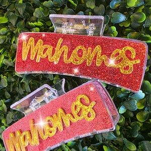 Large Mahomes Glitter Claw Clip